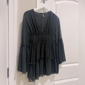 Black long sleeve dress